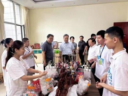 省残联党组书记、理事长史建伟同志赴秦皇岛市调研残疾人工作